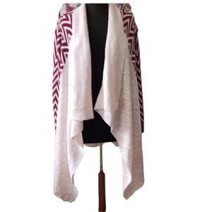 𝅺Red, Pink and White Cardigan Sweater